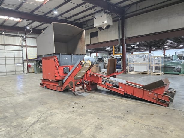 Weima #WLK-15, 59" x 59" V-rotor shredder, 120 HP AC motor, 15" diameter rotor, 90 RPM, serrated ram, 460 V. - Image 2