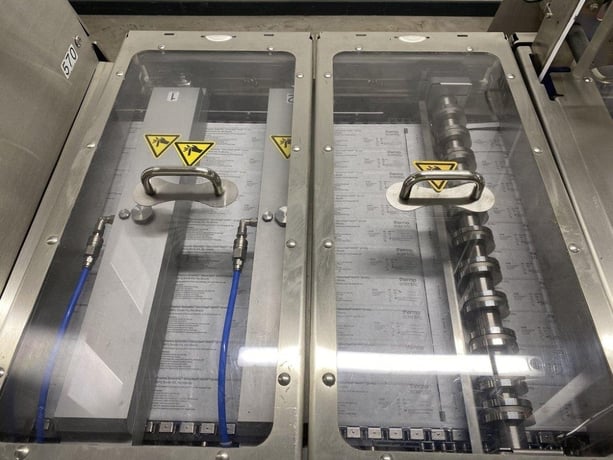 Multivac #R535, automated thermoforming packaging system w/ computer, 2021 - Image 8
