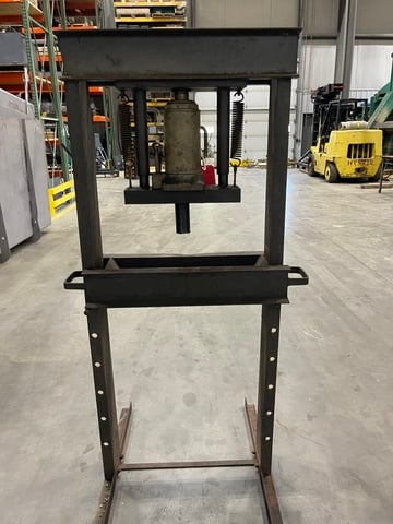 H-Frame Hydraulic Press - Image 4