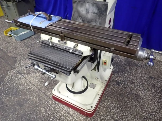 Acer #3VS, Vertical Milling Machine, 9" x 42" Table, 3 HP, Fagor Controls, 230/460 V., 1995 - Image 4