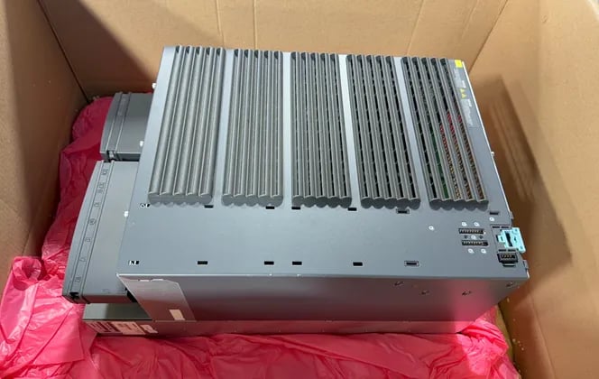 150/179 HP Siemens #6SL3224-0BE41-1UA0, Variable Frequency Drive, 3 Phase, 380-480 Volts, 110/132 KW - Image 2