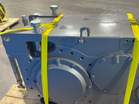 204 HP Nord #SK-12307V-LC-OSG-IEC315-315M/4-FOL100L/4-IT, Gear Reducer w/Motor, 88.55:1 Ratio, 2012 - Image 3