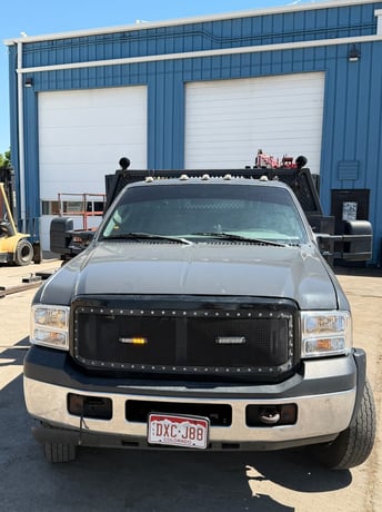 Ford Super Duty #F-550, Service Body with Crane, and Power Liftgate, 2006 - Image 3