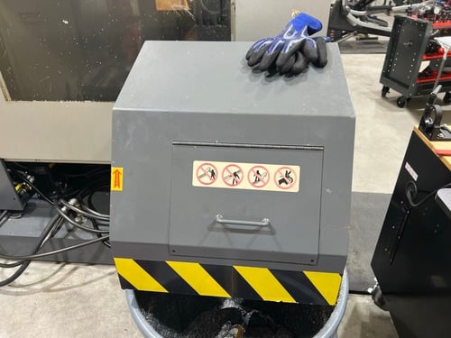 Leadwell V #40IT, vertical machining center, 40" X, 23" Y, 21" Z, 24 automatic tool changer, 12000 RPM, 25 - Image 5