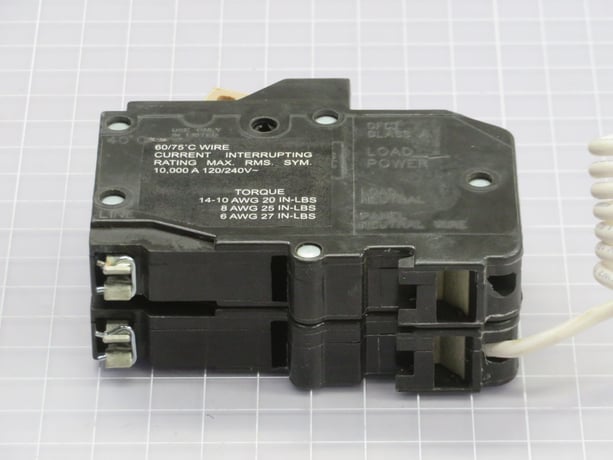 Eaton #CH230EPD, Thermal-Magnetic Circuit Breaker, LOT of 10, 2-Pole, 30A, 120/240 VAC, 10 kA - Image 2