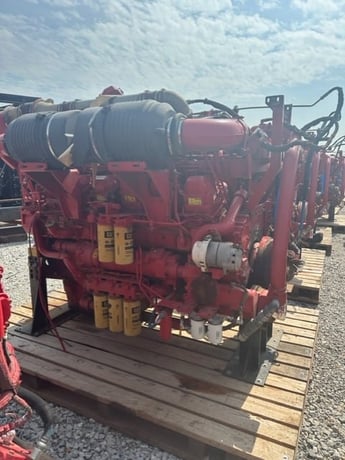 2250 HP Caterpillar #3512C, diesel engine, 1900 RPM, Tier 2, 19193 hours, sound attenuated enclosure 0, 2015 - Image 8