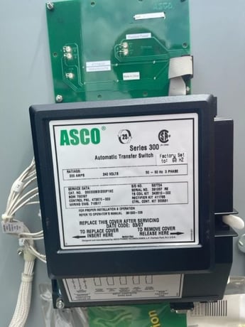 200 Amp. Asco #Series-300, transfer switch, 120/240 Volts, 3-phase, S/N 391057, NEMA 1 - Image 4