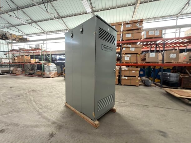 1600 Amp. Thomson #TS870, transfer switch, 3-phase, NEMA 3, new - Image 2