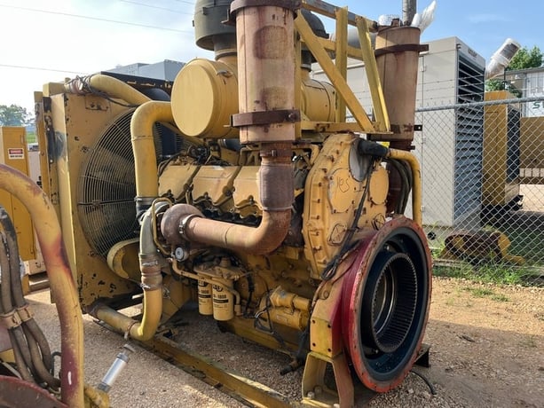 950 HP Caterpillar #C32, diesel power unit, 8557 hours, 1800 RPM, Tier 2, sound attenuated enclosure 0, 2008 - Image 4