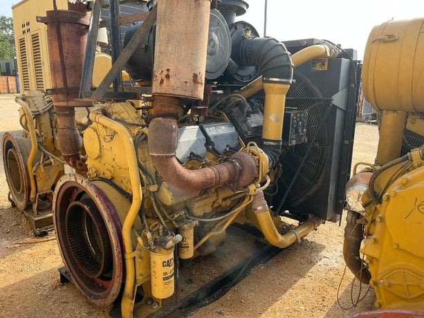 950 HP Caterpillar #C32, diesel power unit, 6471 hours, 1800 RPM, Tier 2, sound attenuated enclosure 0, 2009 - Image 1