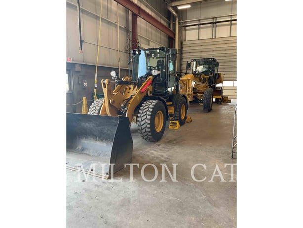 Cat 908, Wheel Loader, 315 hours, S/N: MZ801450, 2025 - Image 1