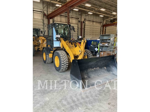 Cat 908, Wheel Loader, 315 hours, S/N: MZ801450, 2025 - Image 2