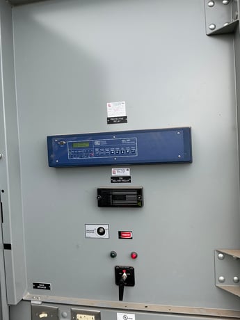 15 KV MCM Engineering #VR-15100-12, NEMA 3R Outdoor Switchgear, 1200 Amp Vacuum Breaker, Primary Metering - Image 7