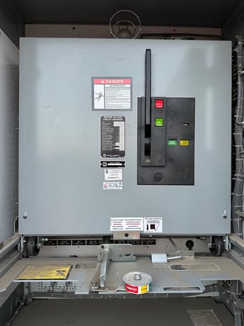 15 KV MCM Engineering #VR-15100-12, NEMA 3R Outdoor Switchgear, 1200 Amp Vacuum Breaker, Primary Metering - Image 9