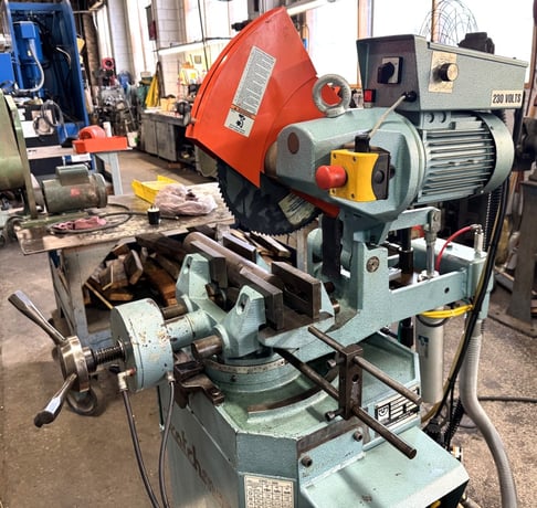 14" Scotchman #CPO-VS-350LT/PK/PD, miter cold saw, variable speed, 2" Solids, 4" Tube, power down feed, air - Image 4