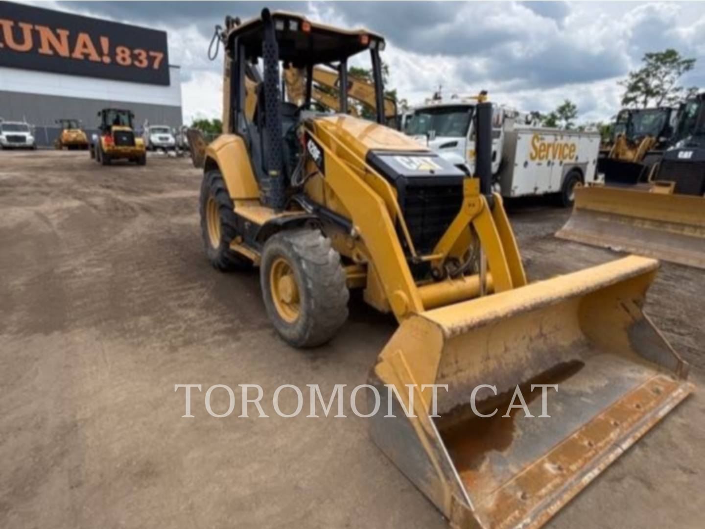 Cat 420F2ST, Backhoe Loader, 4934 hours, S/N: HWC04485, 2019 - Image 2