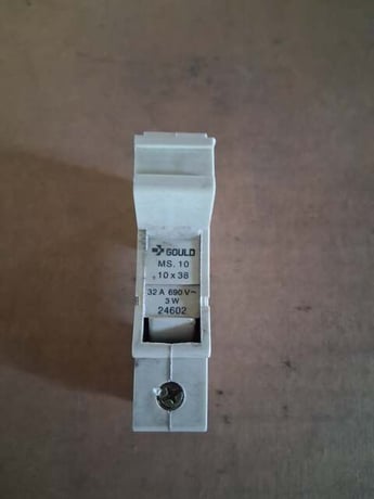 Goulds Fuse Holder MSC.10 690 VAC - Image 1
