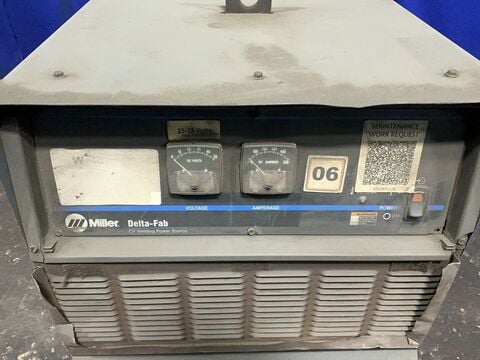Miller #DELTA-FAB, CV/DC Welder, 375 Amps, 17.6 kW (2 available) - Image 1