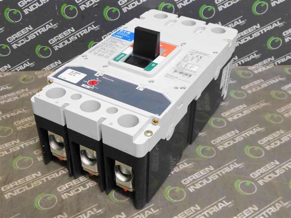 630 Amps, Eaton, L630C LGC3300FAG, LGC3630NN, 690V., 3 Pole, 300A Plug, 100kA AIC @ 480V., New - Image 5