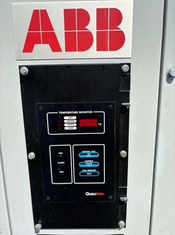 1000/1333 KVA 4160 Primary, 480/277 Secondary, ABB, Taps, Very Nice Used - Image 2