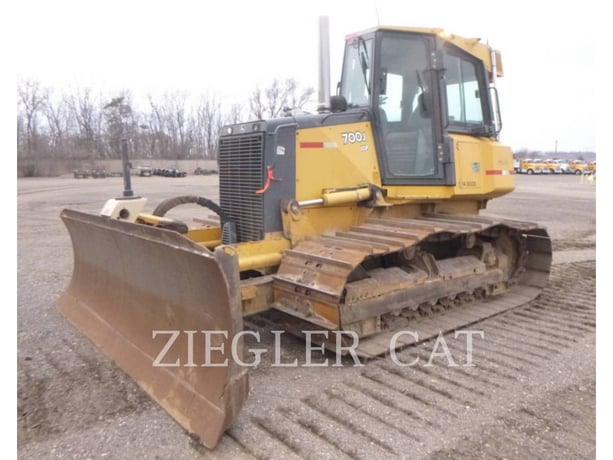 Deere & Co 700J LGP, 8113 hours, S/N: 1T0700JXVB0202272, 2011 - Image 1