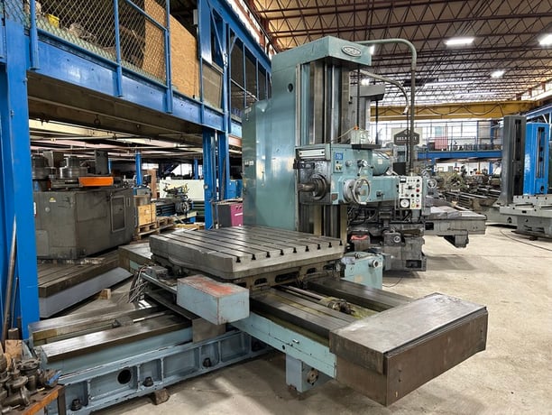 4" Nomura #B-100WR, table type horizontal boring mill, 55" x 63" built-in power rotary table, digital read - Image 2