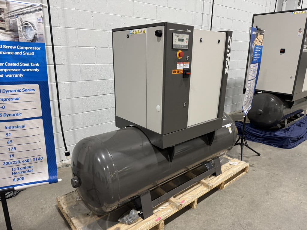 51 cfm, 125 psi, Schulz #SRP-4015E-Dynamic, rotary screw air compressor, 15 HP, 208-230/460 V., new - Image 2