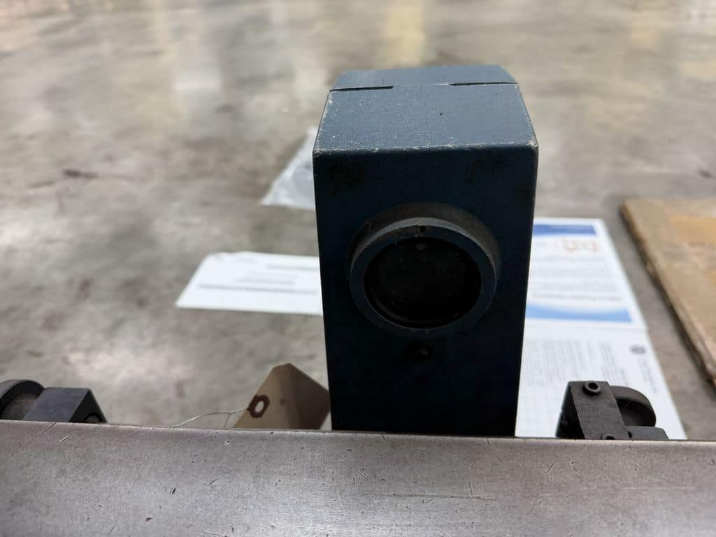 14" Deltronic #Image-Master-DH14-MPC, optical comparator, 5" x 15" table, fiber optic surface illumination - Image 9