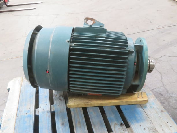 60 HP 3560 RPM Reliance, 6339622-002, AC Motor, 575 Volts - Image 4