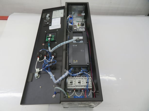 3 HP Eaton, HMX01131NAM1, Variable Frequency Drive, 208 Volts Input, 11 Amps Output - Image 3