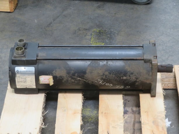 1 KW Allen-Bradley 1326AB-B3E-11-A5, Servo Motor, 3000 RPM - Image 3