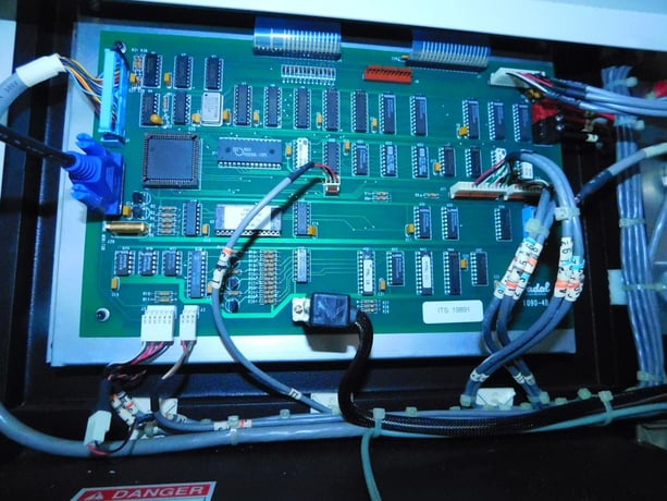 Fadal #32MP, Control Panels Interfaces, 68030 32-BIT CPU, Multi-axis Control - Image 7