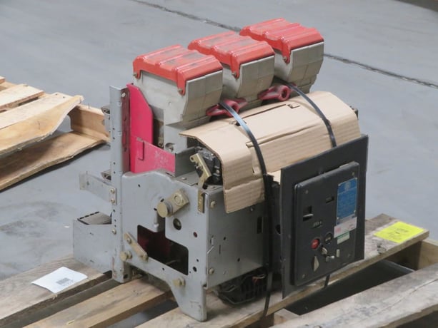 1600 Amps, ITE, K-1600, Air Circuit Breaker, Draw-Out, 600 Volts AC - Image 1