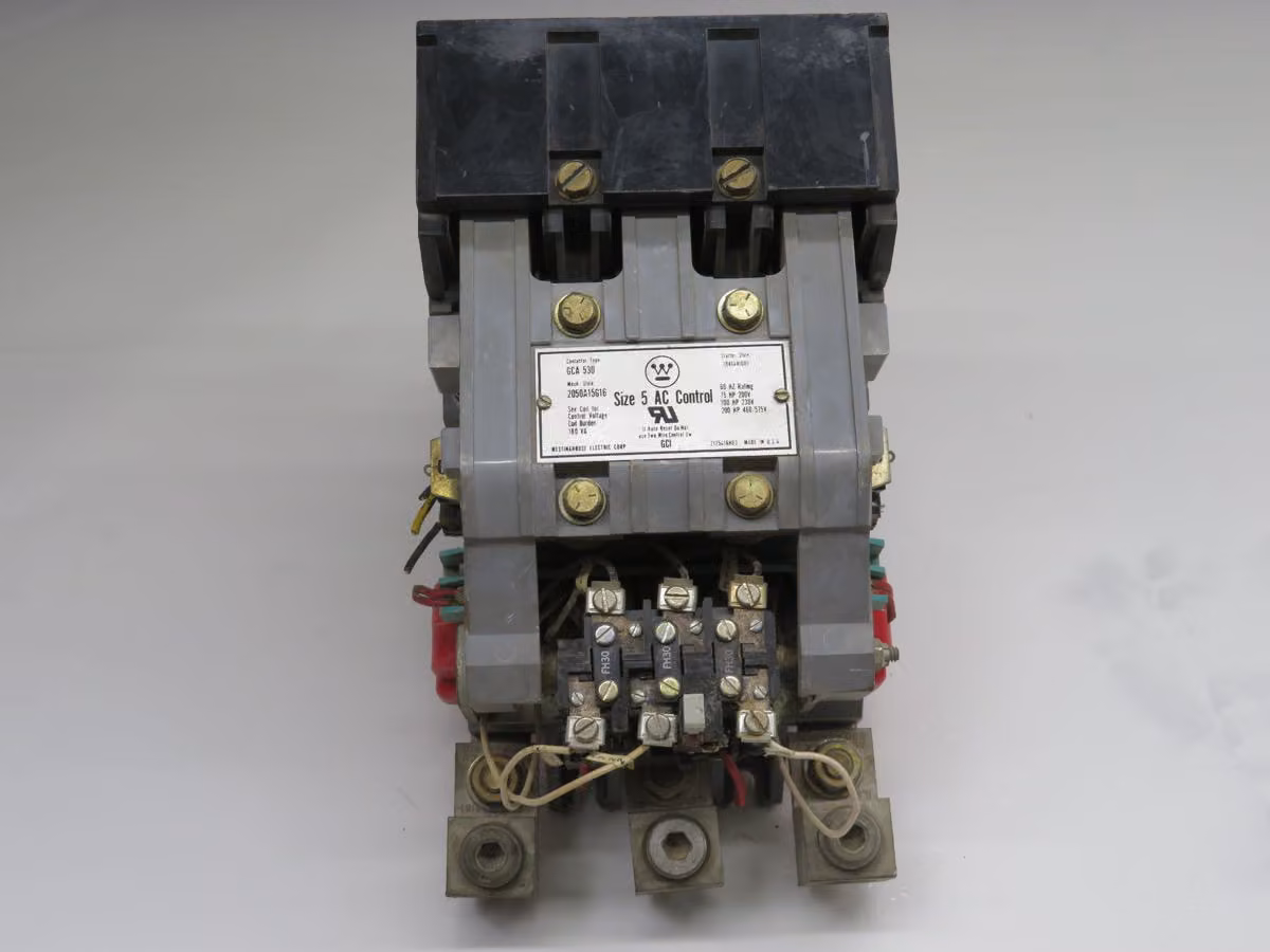 270 Amps, Westinghouse, 2050A15G16, starters, 200 HP, 600 Volts - Image 1