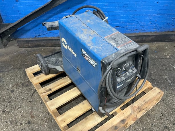 Miller #Millermatic-252, Mig Welder, 200 Amp., 230 V., 7.1 KW - Image 2