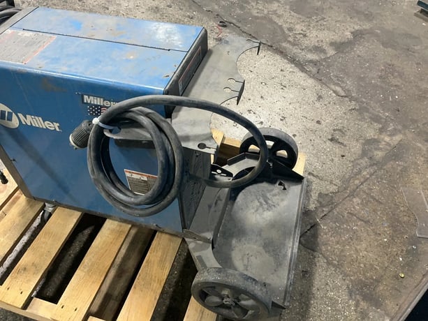 Miller #Millermatic-252, Mig Welder, 200 Amp., 230 V., 7.1 KW - Image 8