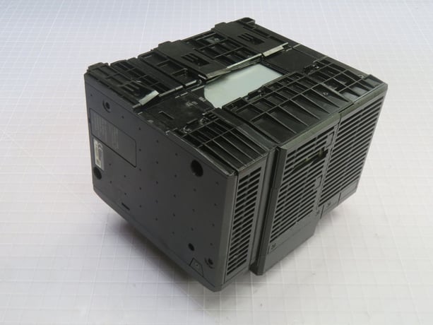 Keyence #CV-X252FP, Multi-Core Vision System Controller, Ethernet, USB, RS-232C, DIO, 24 VDC - Image 2