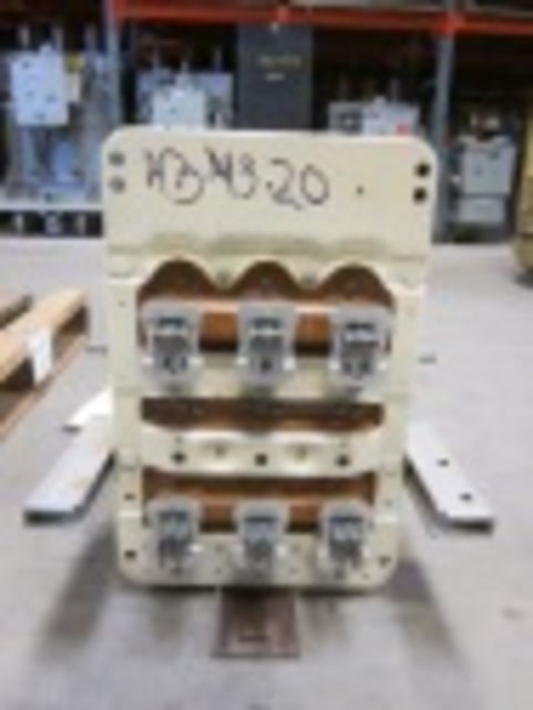 600 Amps, General Electric, AK-2-25-2, manually operated, drawout, #AB4320 - Image 4