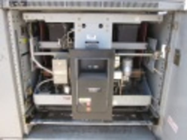 5000 Amps, General Electric, AKR-9D-125, electrically operated, drawout, #AB4573 - Image 4