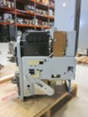 800 Amps, General Electric, AKR-6D-30, electrically operated, drawout, #AB4250 - Image 6