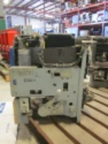 1600 Amps, General Electric, AKR-4A-50-1, electrically operated, drawout, #AB0212 - Image 6