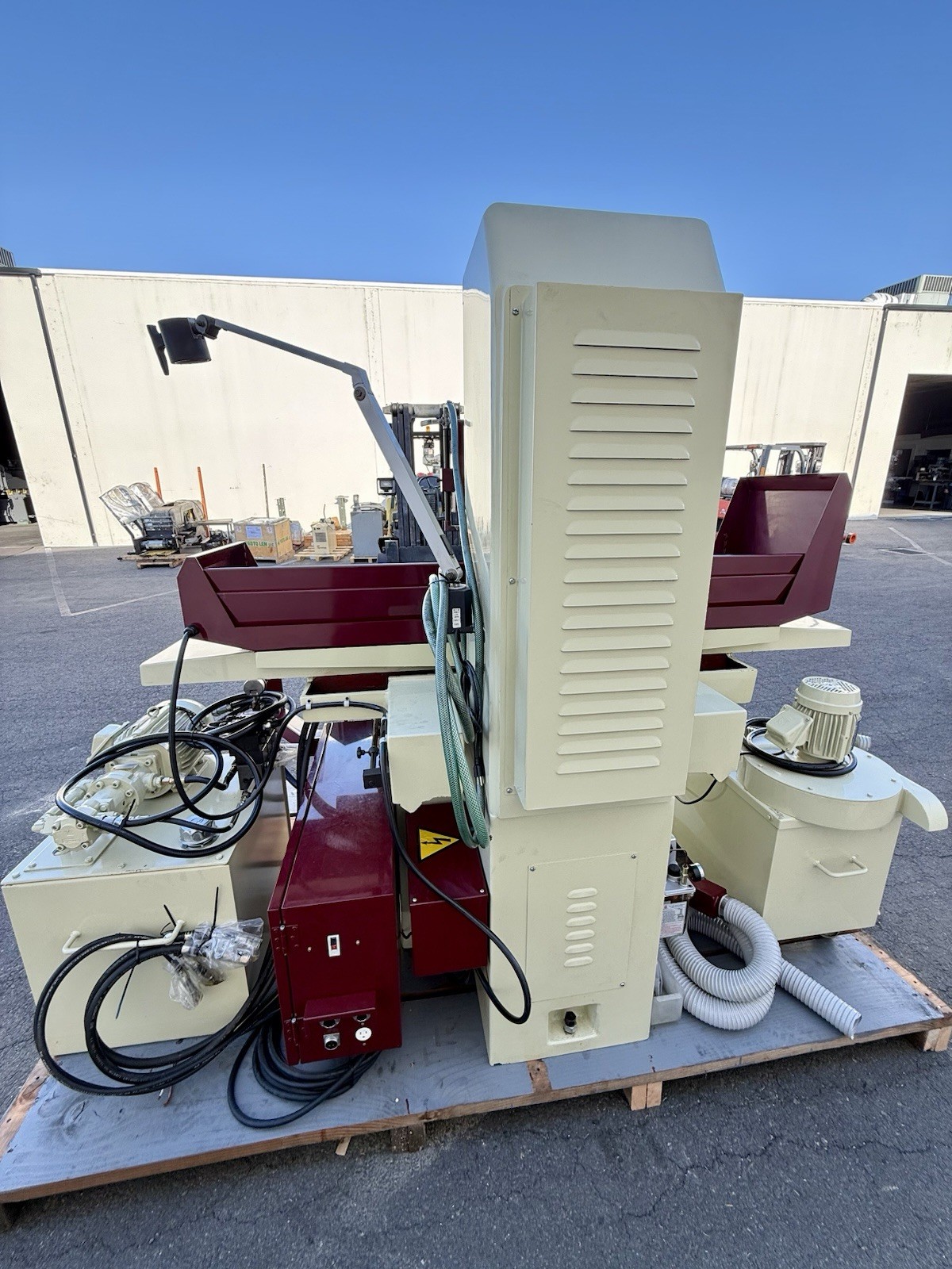Kent USA #SGS-1230AHD, Automatic Surface Grinder, 12" x 30" table, 5 HP, 14" x 1-1/4" x 5" wheel, 12" chuck - Image 6