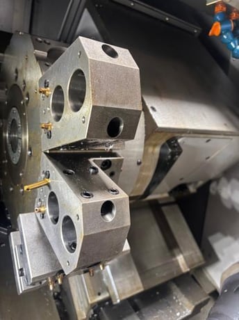 Tsugami #M08SY-II, CNC lathe, Fanuc 0iTF Plus Control, LNS QLS80 S2 barfeeder, 8" chuck, 2.56" bar, 2021 - Image 7