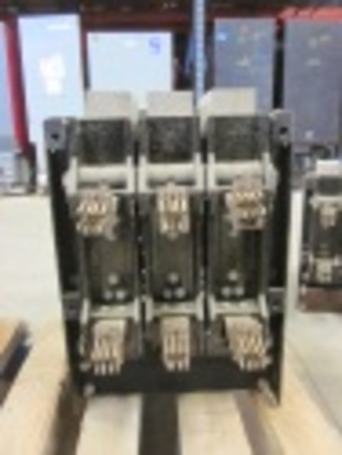 600 Amps, Allis-Chalmers, LA-25A, manually operated, drawout, #AB2840 - Image 3