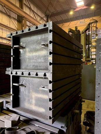 36" x 73" x 29" T-slotted box type riser set (4 available) - Image 2