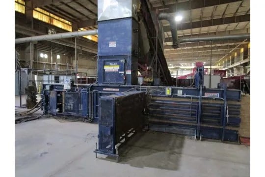 Max-Pak #HOE2850-759AR, auto-tie horizontal baler, 30" x 42" x 72" bale, 9" cylinder, 75 HP, 1,400 lb. bale - Image 8