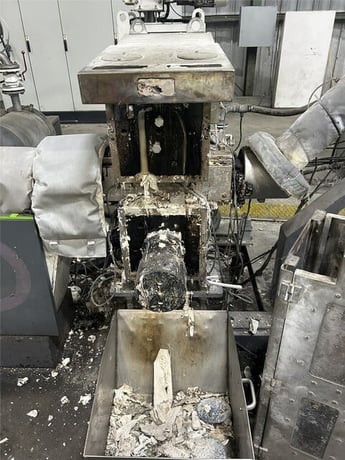 Pure Loop #EVO-302-E, plastic reclaim extrusion line w/ shredder, 3-1/8" extruder, 268 HP, Erema filter, 2018 - Image 7