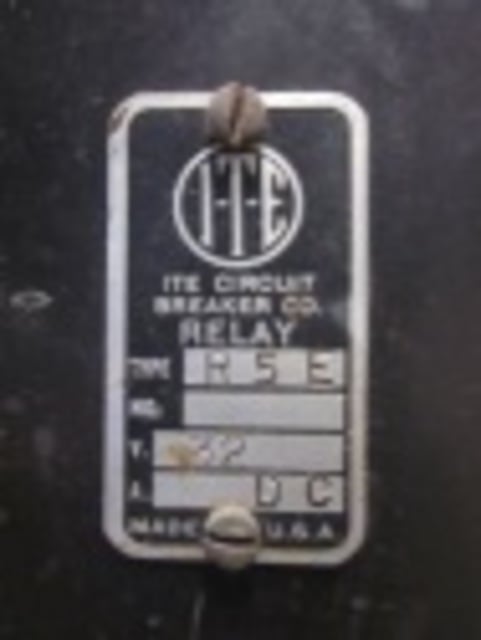 1200 Amps, ITE, HV, electrically operated, drawout, #AB3901 - Image 1