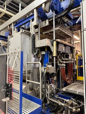 Southern Pulp Machinery #TFX, Pulp Moulder, 85 kg/hr. output, 23,040 liters/hour max. pulp supply, 43.3" x - Image 6