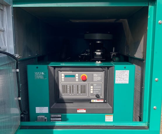 150 kW Onan / GM #GGLB, Natural Gas or Propane Generator, 120/240 Volts - Image 6